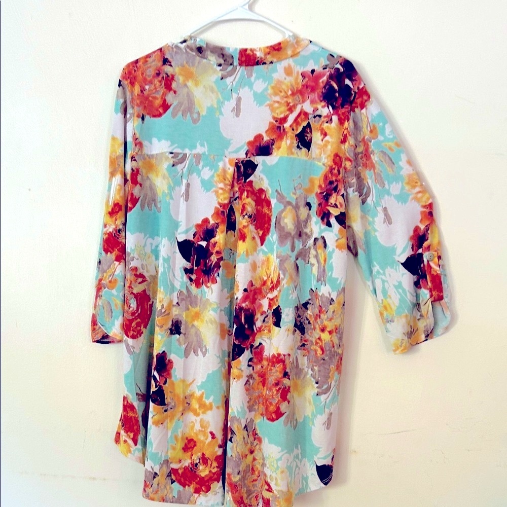 Honeyme Soft Teal and Rose Tunic Blouse - Picture 3 of 4